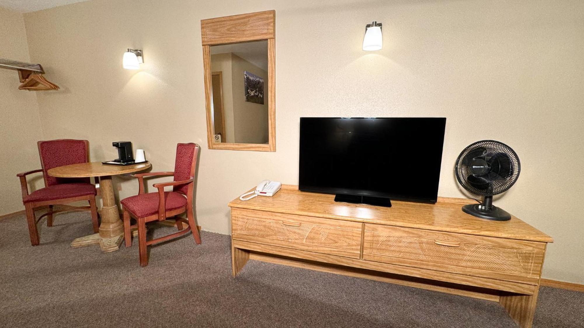 Young'S Motel Tok Luaran gambar