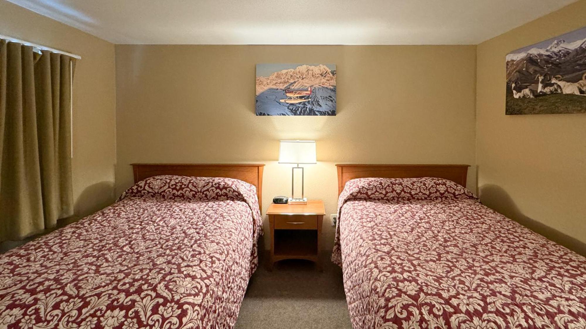 Young'S Motel Tok Luaran gambar